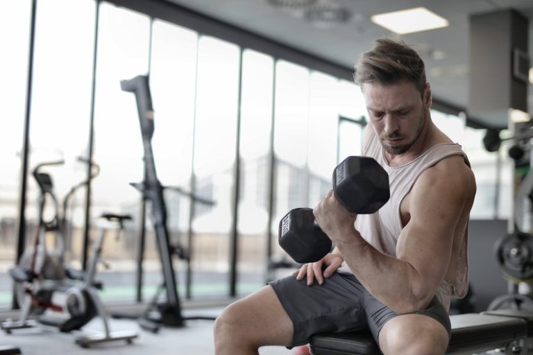 Hoe SARMs werken: binding aan androgeenreceptoren in spier- en botweefsel
